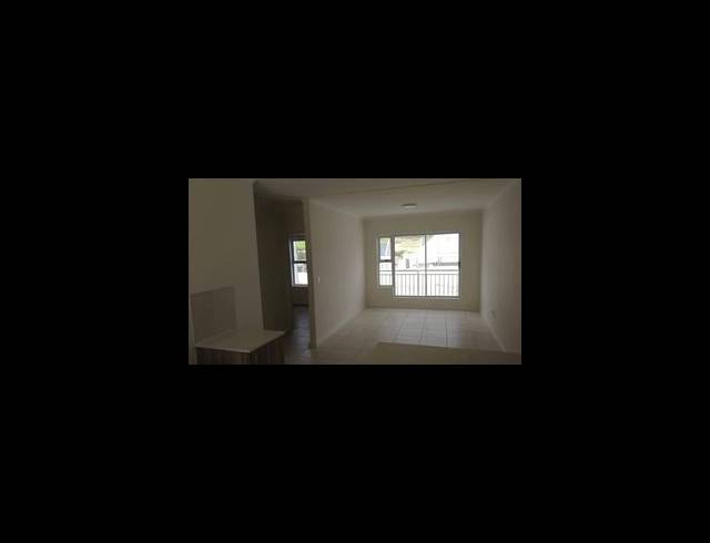 2 bed property to rent in CLOETESVILLE